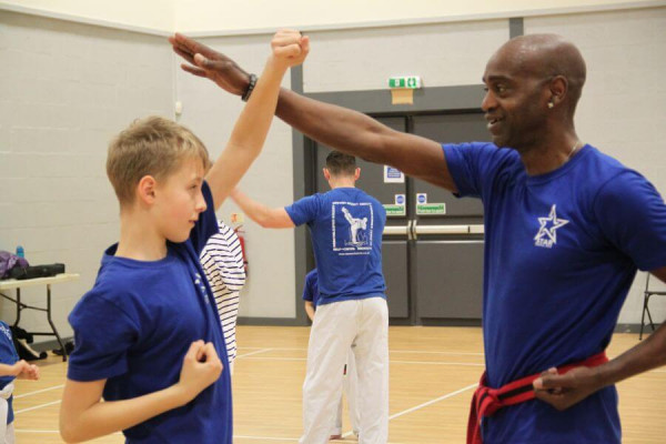 star-martial-arts-taekwondo-training-children-001